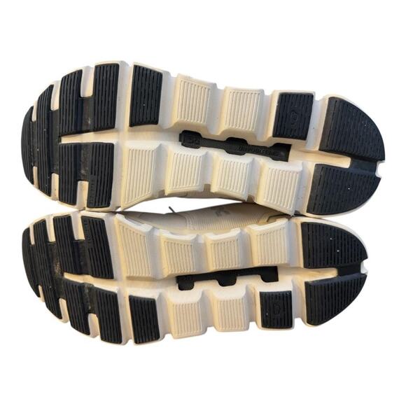 On Cloud 6 Waterproof Running Shoe Beige Women size 9 - Picture 6 of 9